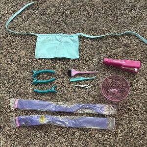 American girl doll hairstyling set.